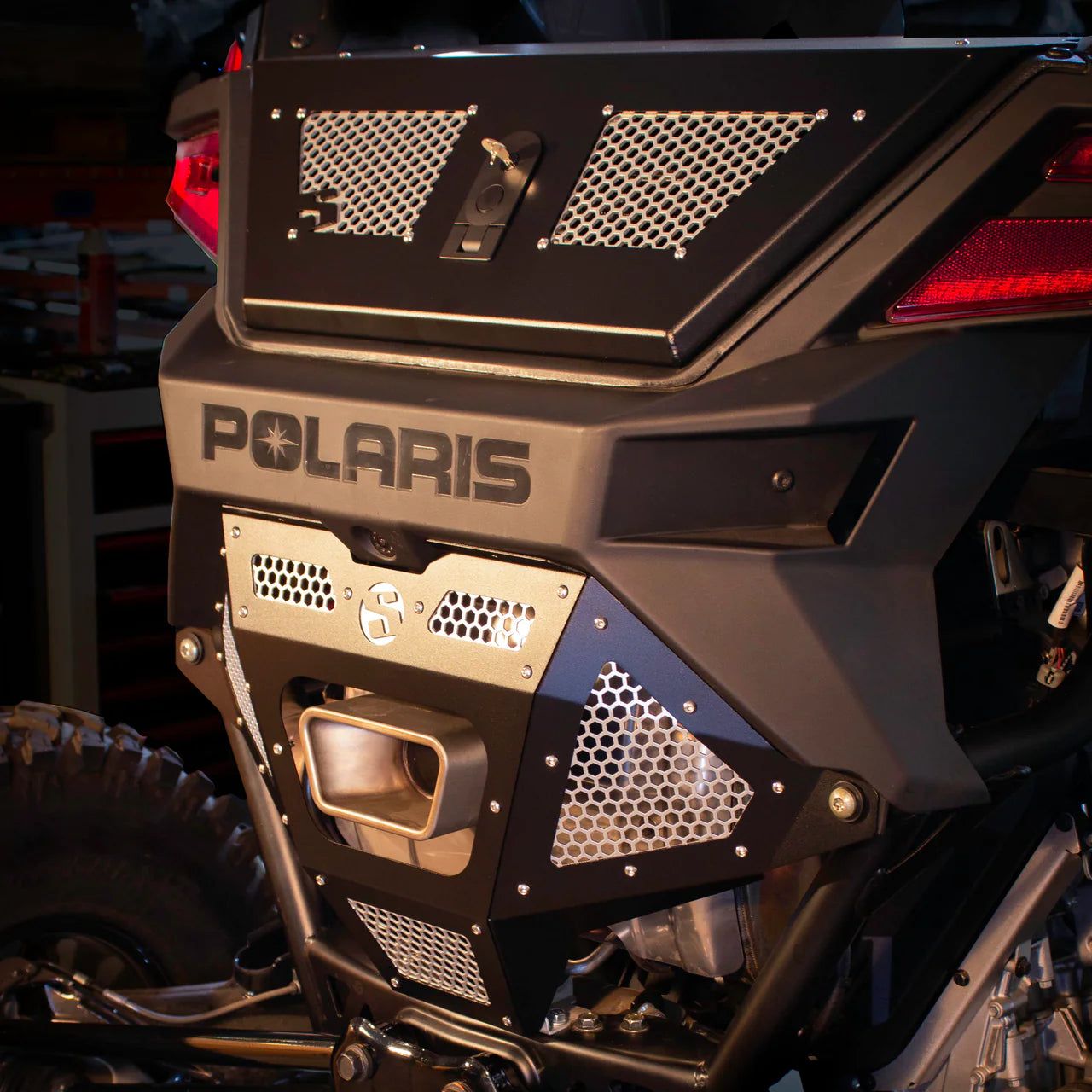 POLARIS RZR PRO R REAR EXHAUST COVER