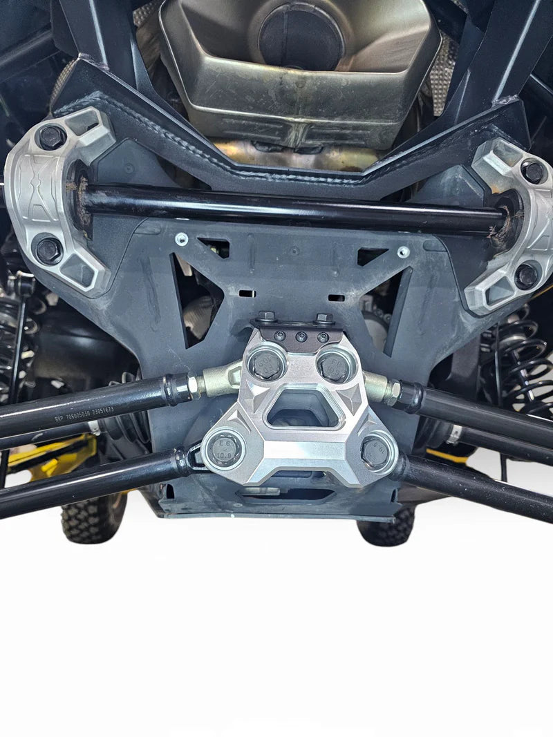 2024+ CAN-AM MAVERICK R BILLET RADIUS ROD PLATE (CLEAR)