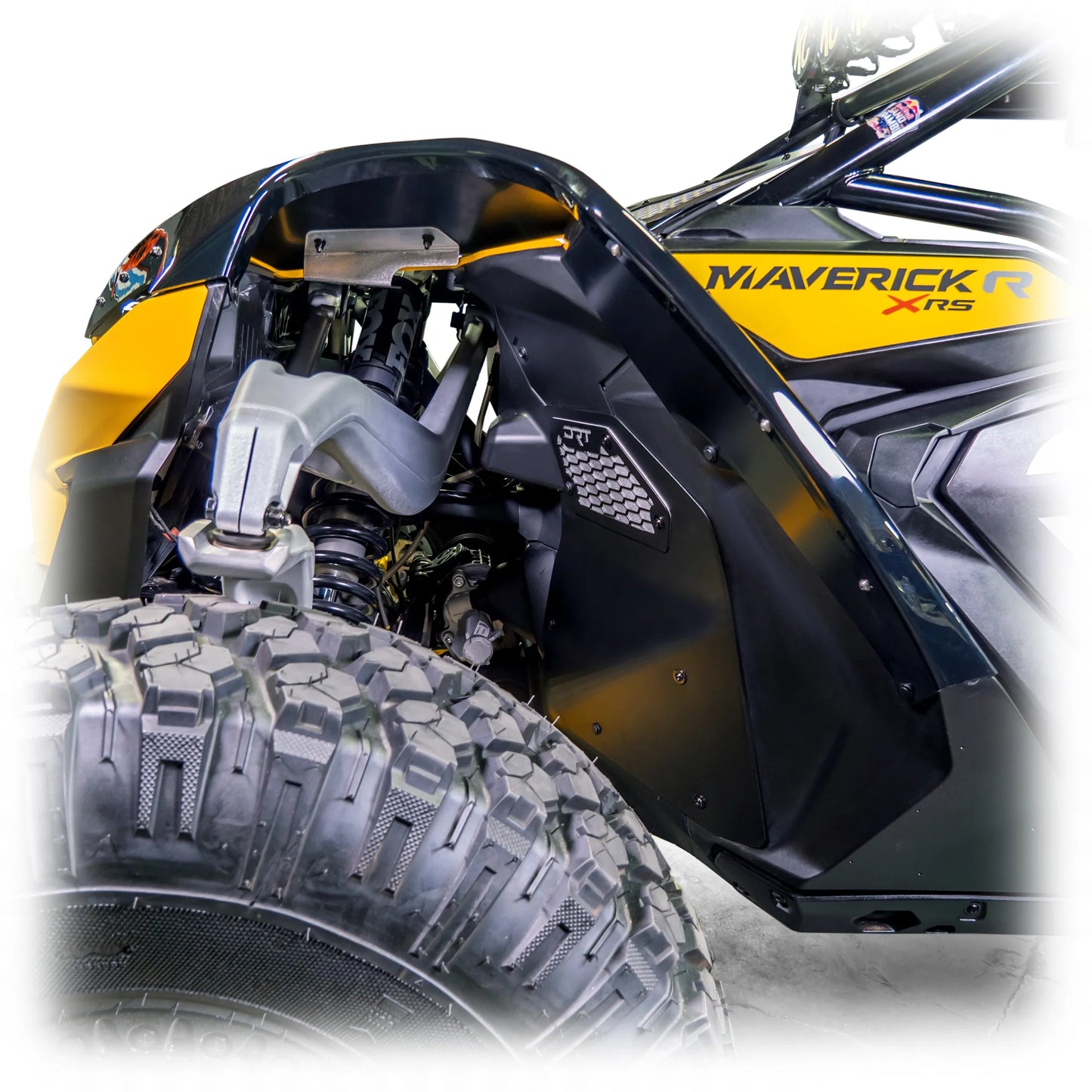 CAN-AM 2024+ MAVERICK R FRONT FENDER KIT