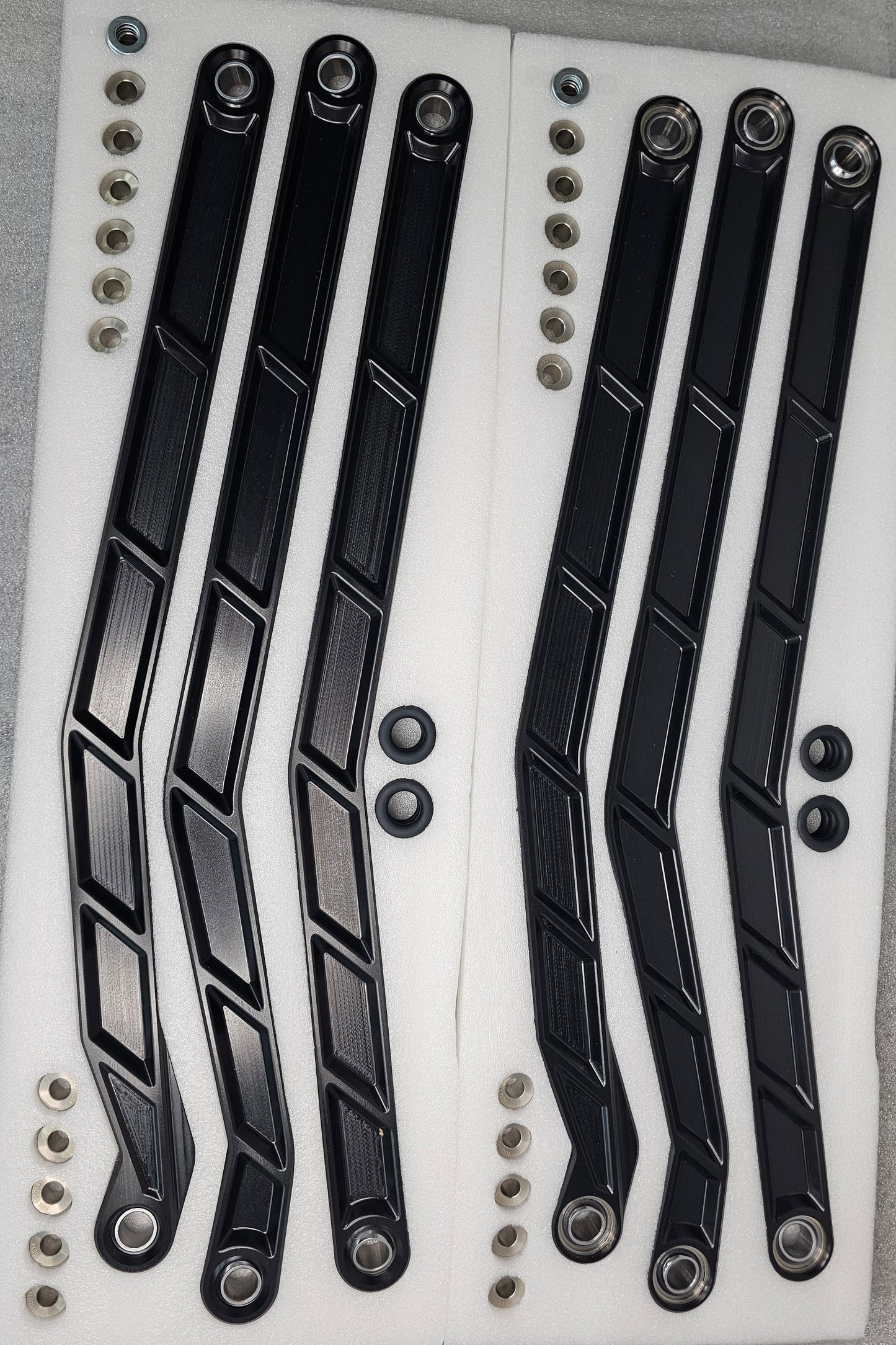 2017 TO CURRENT CAN-AM X3 MAVERICK HIGH CLEARANCE RADIUS RODS IN BLACK FINISH FOR 72"