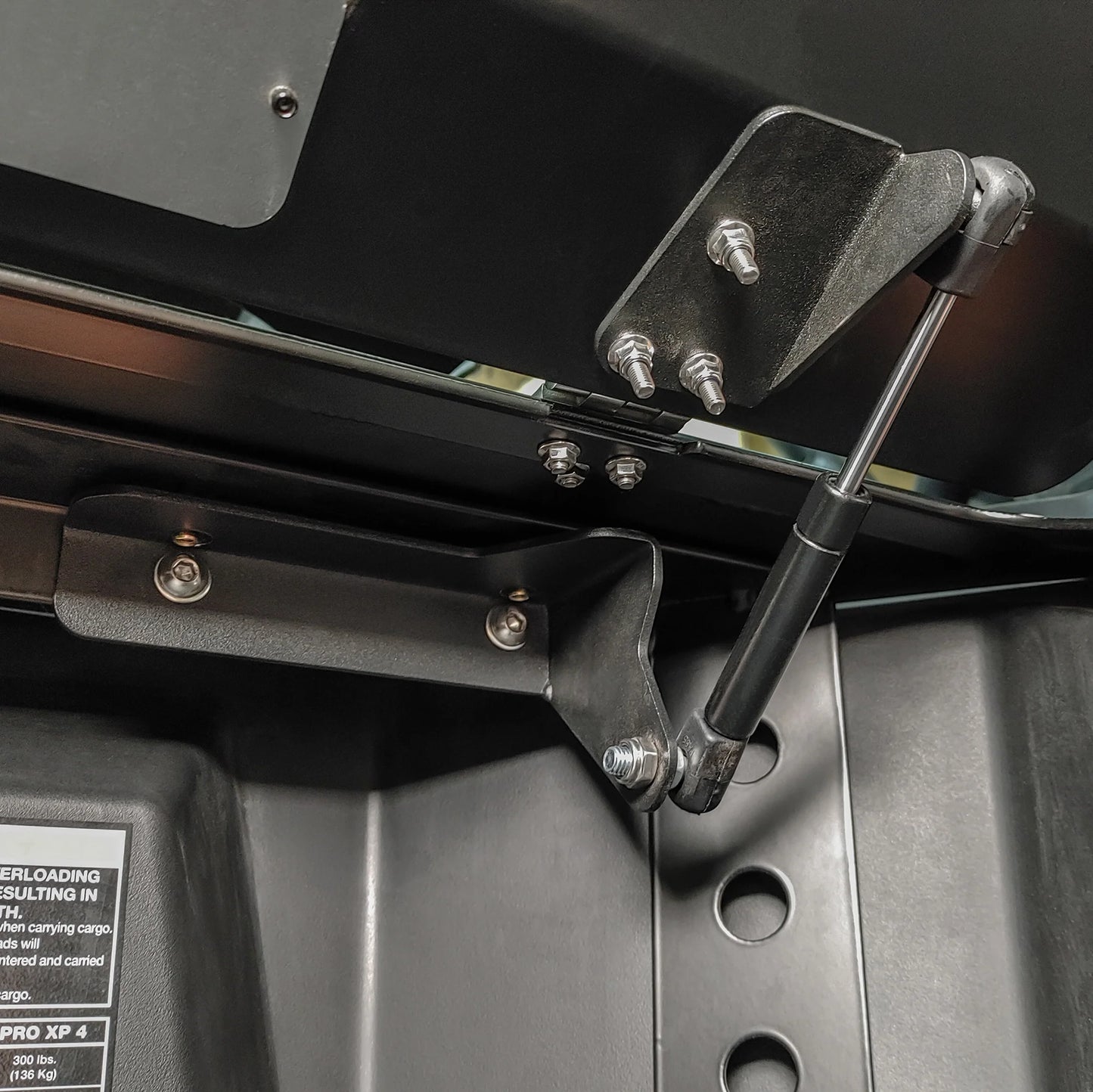 RZR PRO R / TURBO R / PRO XP 2022+ POLARIS TRUNK ENCLOSURE GAS STRUT LIFT KIT