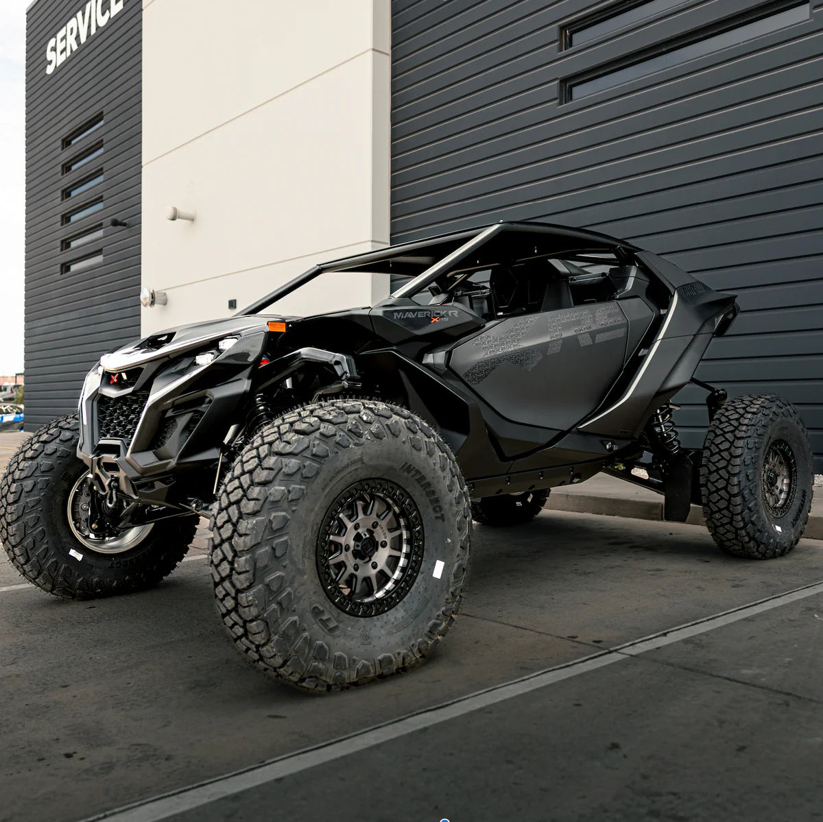 MAVERICK R 2-SEAT "SHORTY" ROLL CAGE
