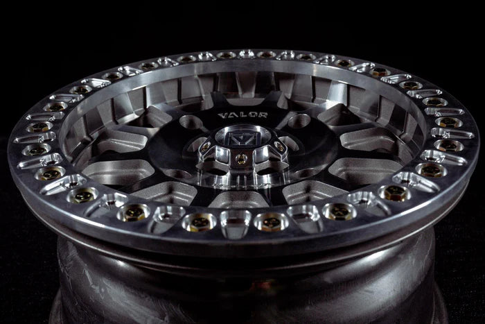 V09 BEADLOCK RAW MACHINED 15X7 +40MM 5X114.3