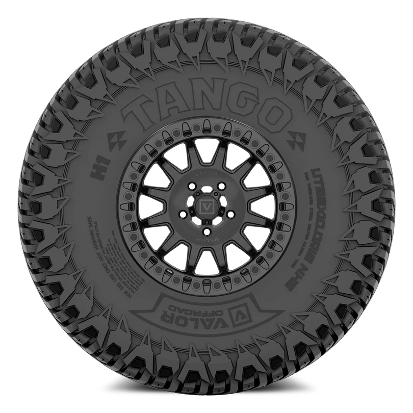V09 BC 6X139.7 ON TANGO H1 32X15