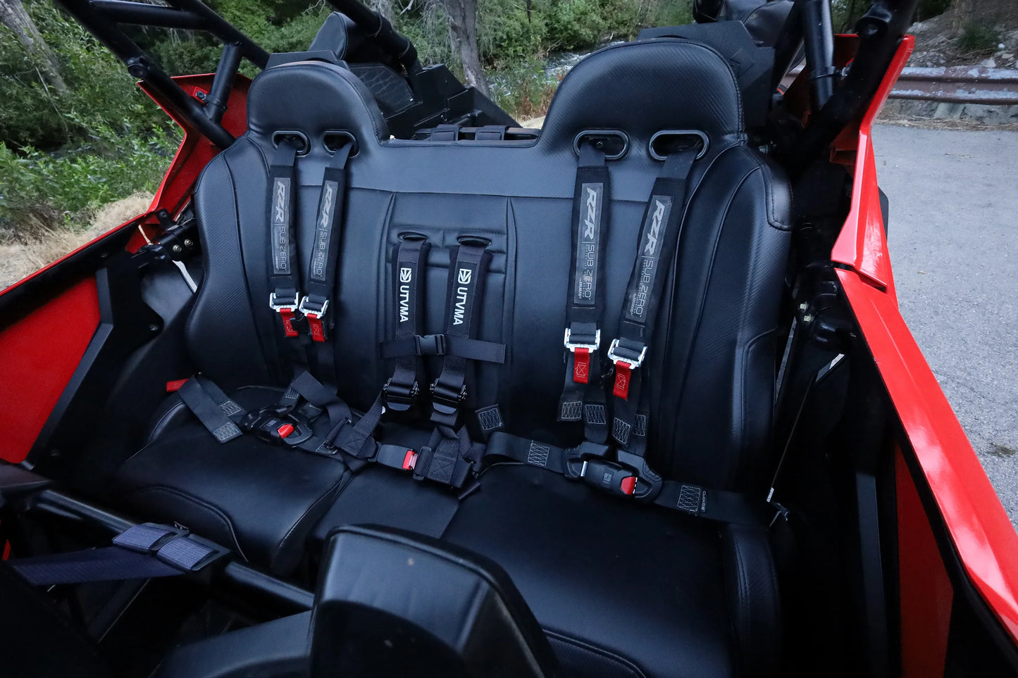 RZR 4 PRO (TURBO R, PRO R, PRO) REAR BENCH SEAT W/ HARNESSES (2020-2025)